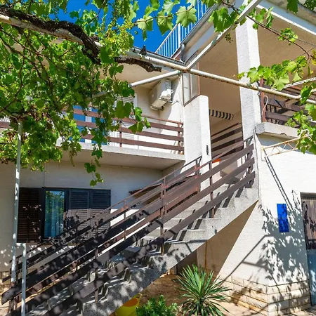 Apartamento Beautiful In With Wifi